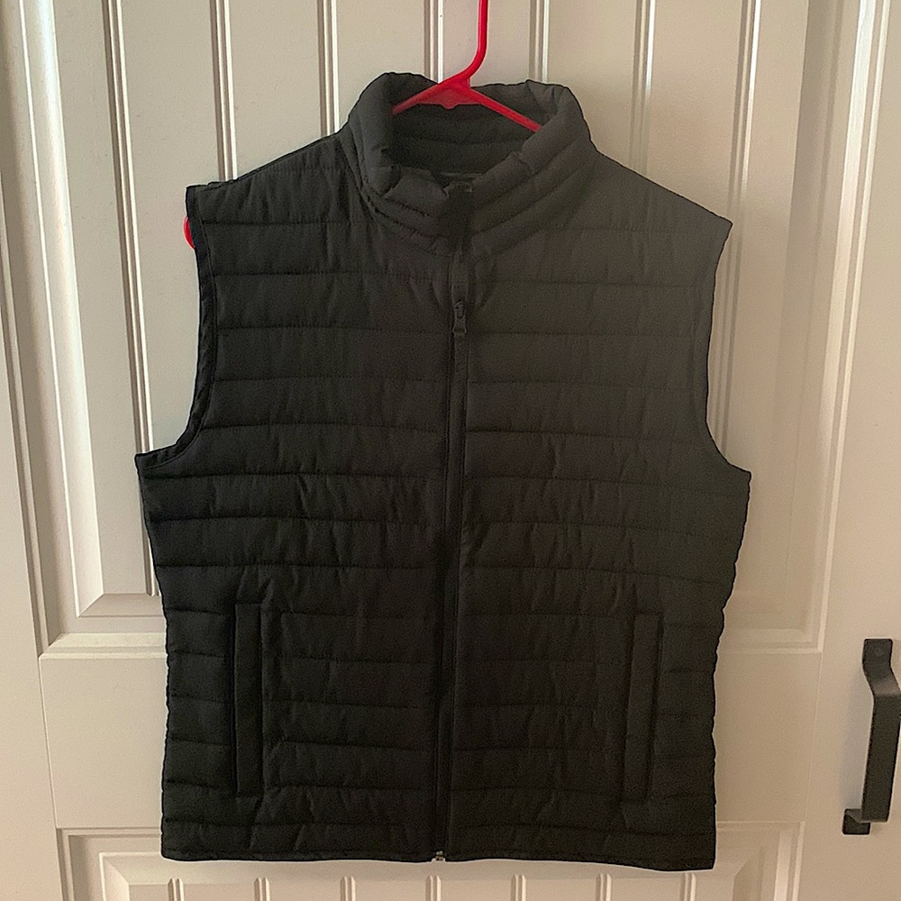 Gap men’s small black vest